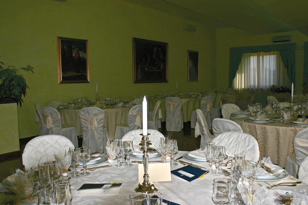 Castello D'Abruzzo Hotel Ripa Teatina Luaran gambar